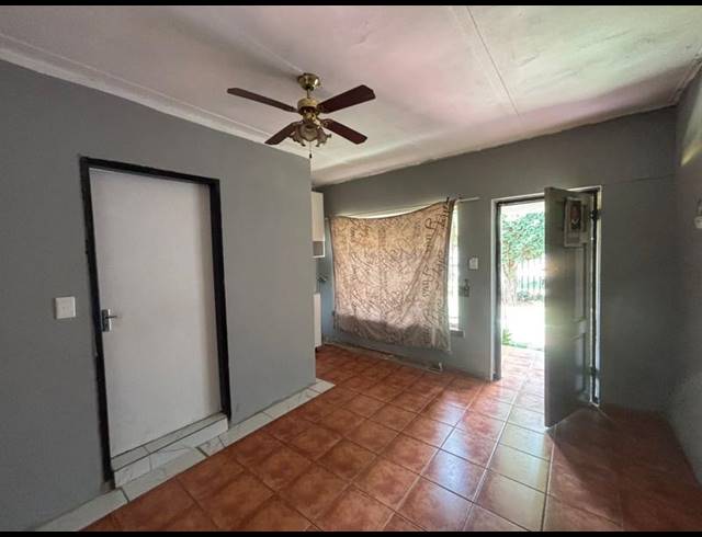 7 BEDROOM HOUSE FOR SALE IN VANDERBIJLPARK CW 1